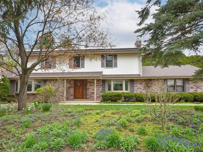 2520 W Margaretta COURT, Glendale, WI, 53209
