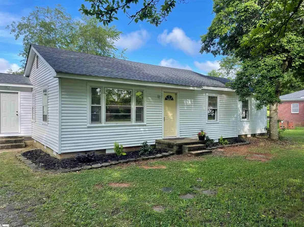 416 Blalock Dr, Joanna, SC 29351