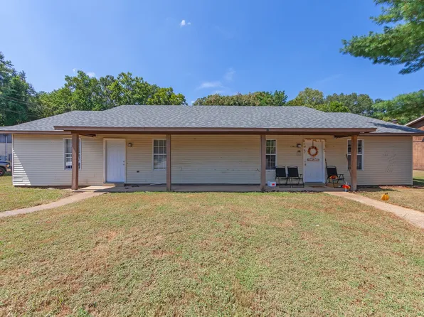 126 Skyhaven Dr #L & R, Jackson, TN 38305