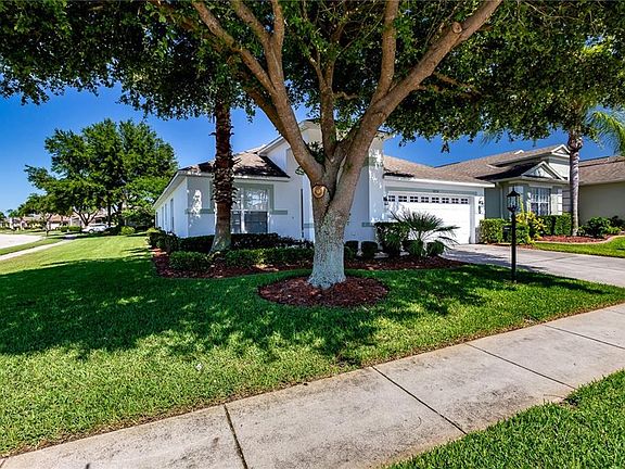 3rd image of 18350 Rock Oak Ct