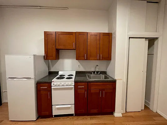 Rented by Best Apartments North Inc | media 17