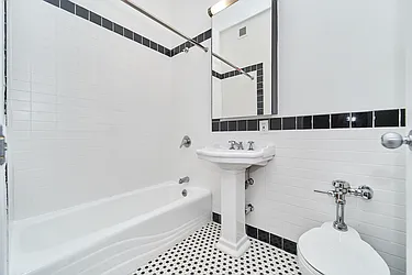 Rented by Living New York