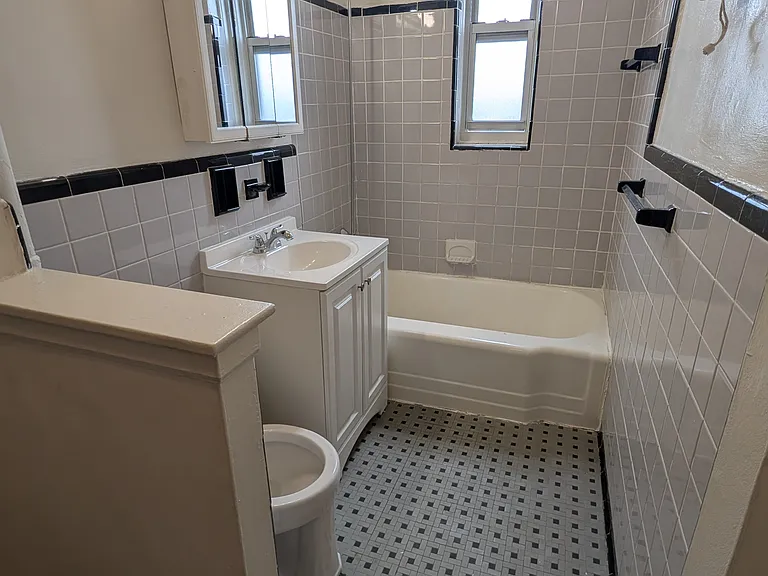 142 Pelham Rd #5 — Photo 14
