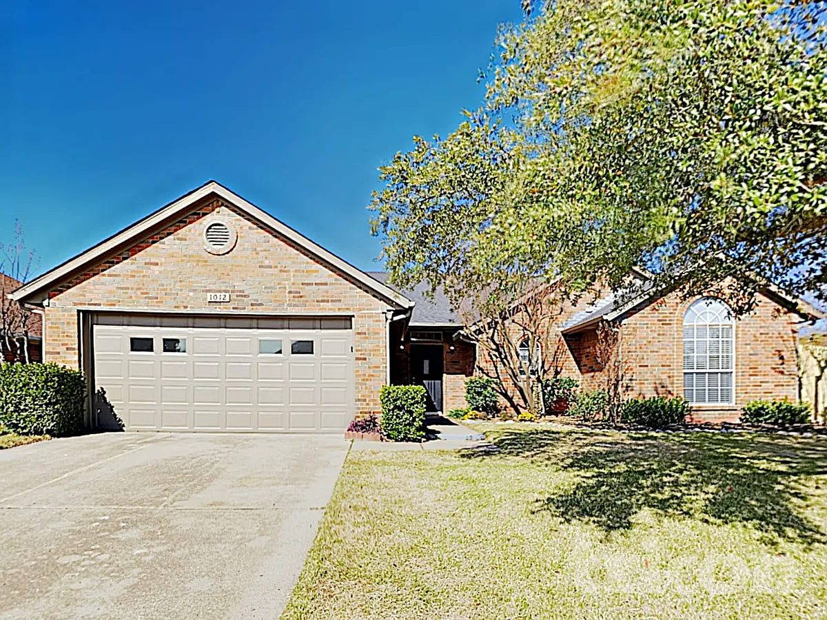 Building Photo - 1012 Brookhaven Dr