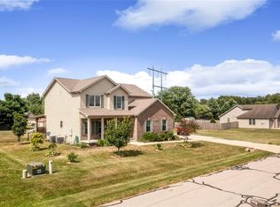 5332 River Birch Dr, Columbus, IN 47201