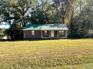 1897 Center Springs Rd, Somerville, AL 35670
