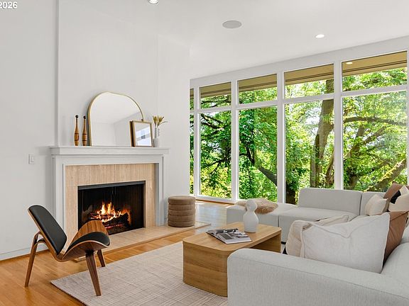4th image of 4404 SW Warrens Way
