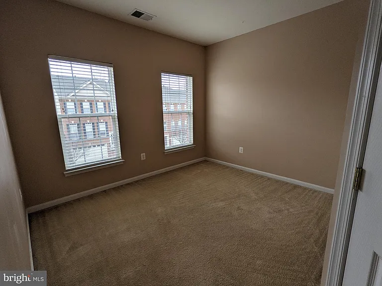 43313 Stonegarden Ter — Photo 33