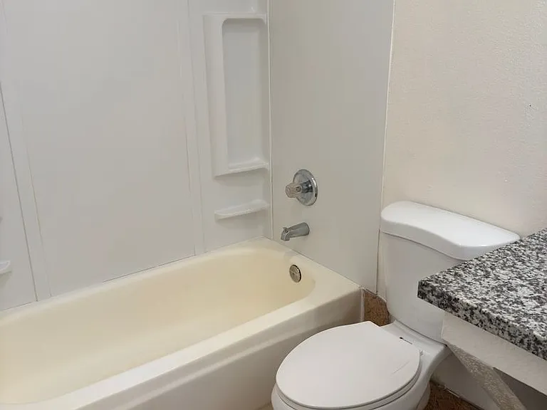 4690 Wightman St — Photo 3