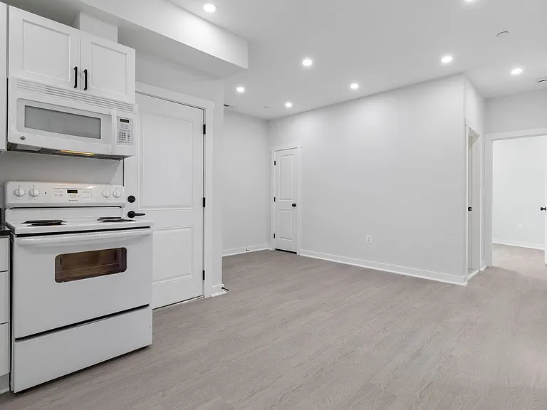 54 Rhode Island Ave NW — Photo 24