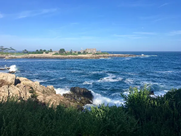 20 Endcliffe Road, Kennebunkport, ME 04046