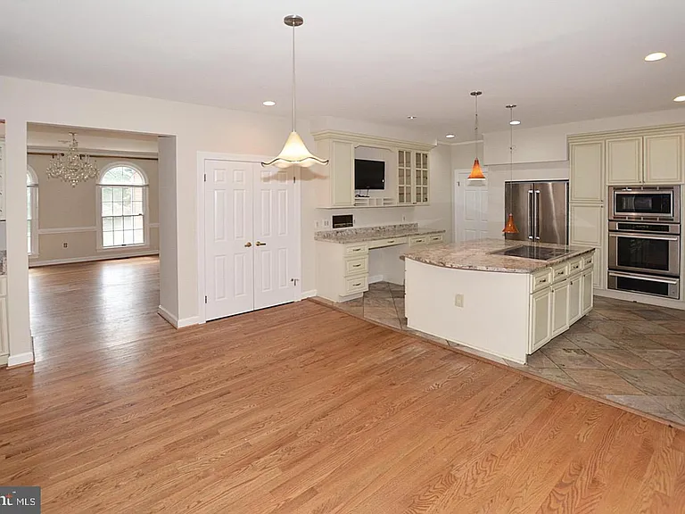 10190 Akhtamar Dr — Photo 13