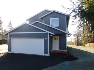 10 NE Skipper Ct, Belfair, WA 98528