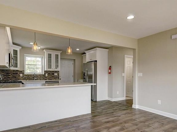 5th image of 117 Dorothy Street