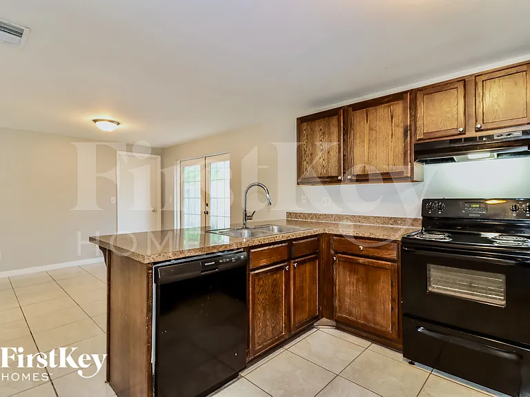 8508 Olympic Ct — Photo 8