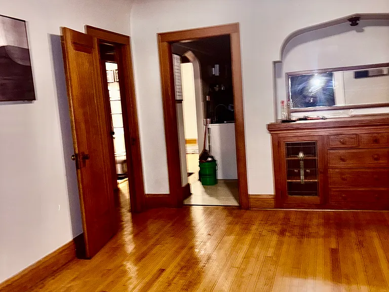 5733 W Philip Pl — Photo 7