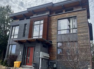 136 Holland Ave #3, Ottawa, ON K1Y 0Y4