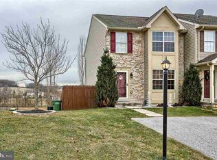 97 Sara Ln, Hanover, PA 17331