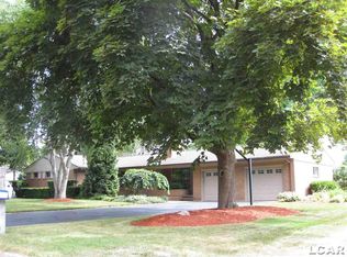 1014 Red Mill Dr, Tecumseh, MI 49286