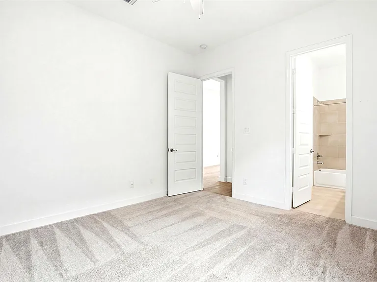 2202 Mallow Ln — Photo 21