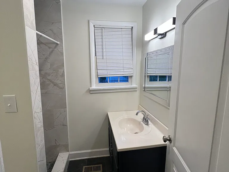 729 Westside Dr — Photo 16