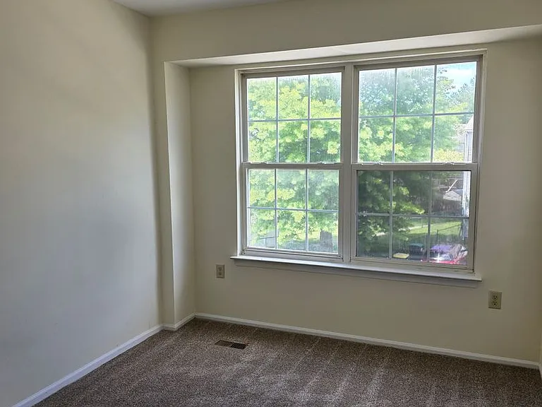 13 Farland Way — Photo 6