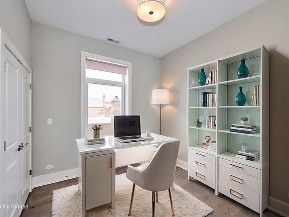 4th image of 1338 W Cullerton St #11383264