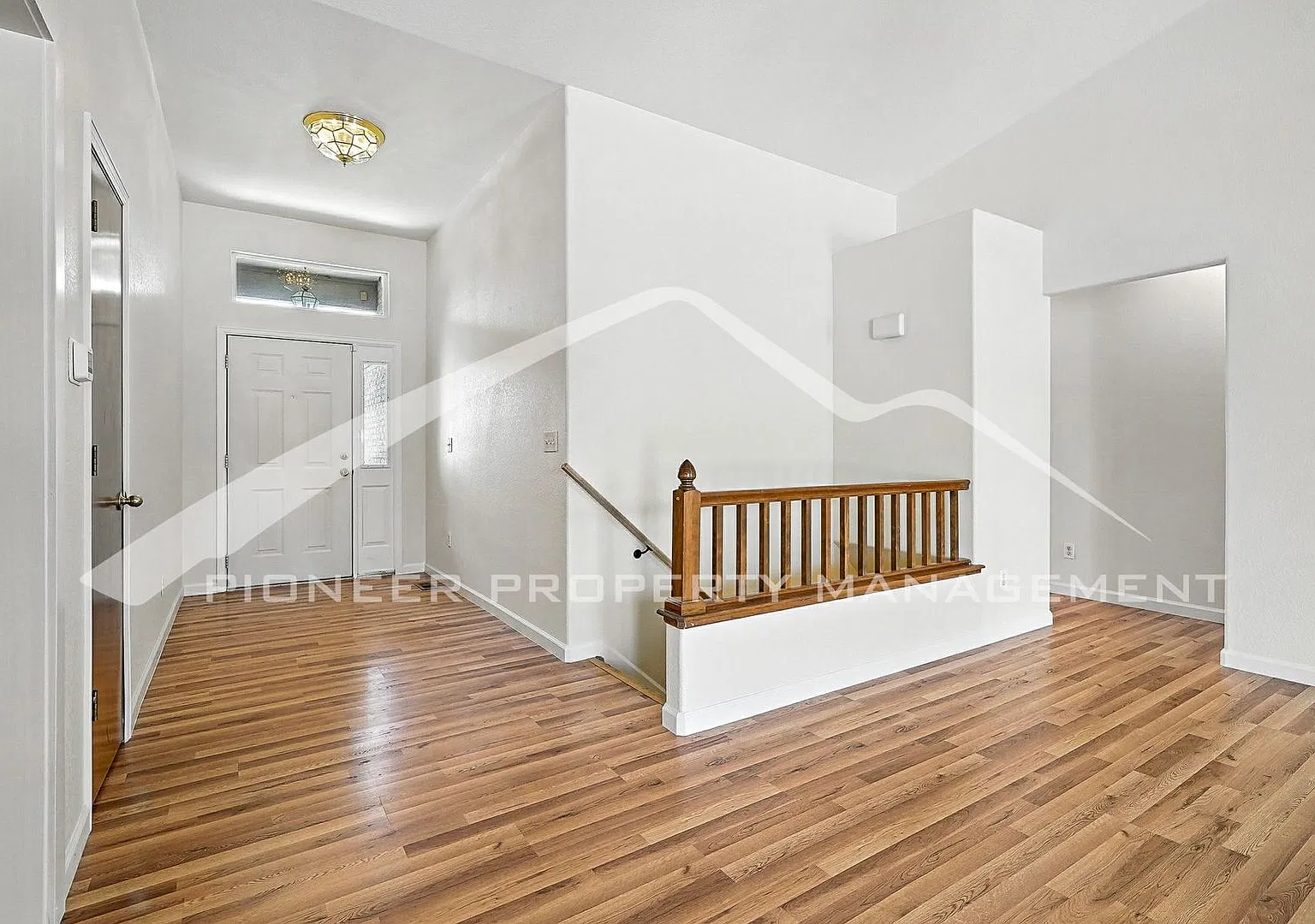 Beautiful 3-Bedroom Home with Fenced Backyard, 2-Car Garage & More in Frederick, CO! — Photo 2