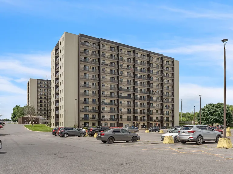 722 John Counter Blvd — Photo 3