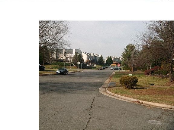 4th image of 17390 Barrley Ct