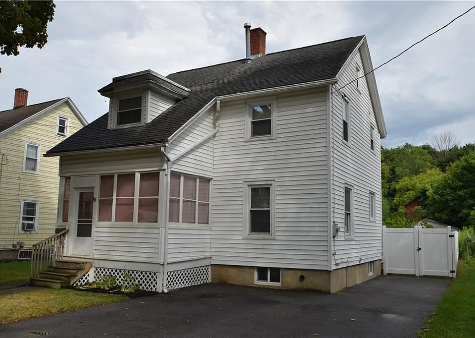 1st image of 120 Wadsworth Ave