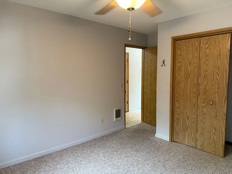 301 N 15th St #214 — Photo 6