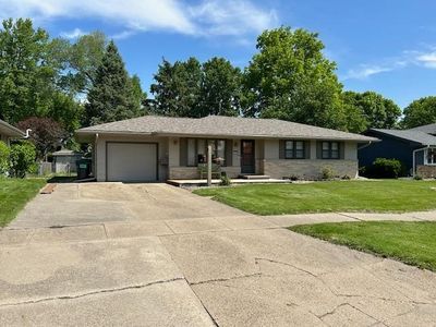 218 SE Uehlamar Dr, Ankeny, IA, 50021