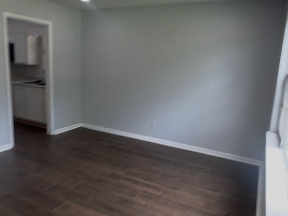 2nd image of 5737 King Dr #1