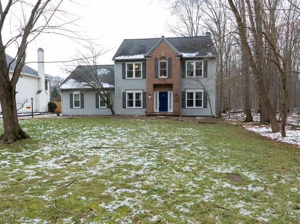 5500 Bradley Rd, North Olmsted, OH 44070