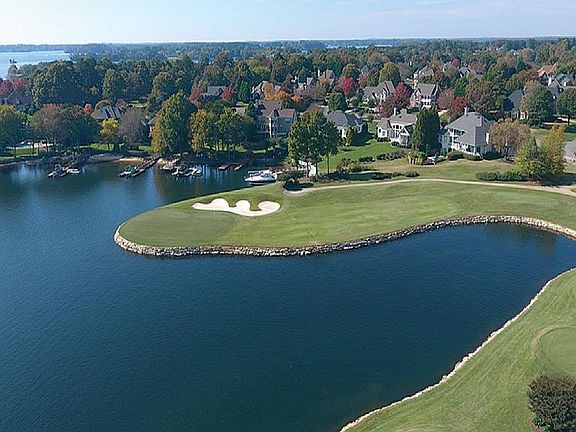 Treyburn golf course path !