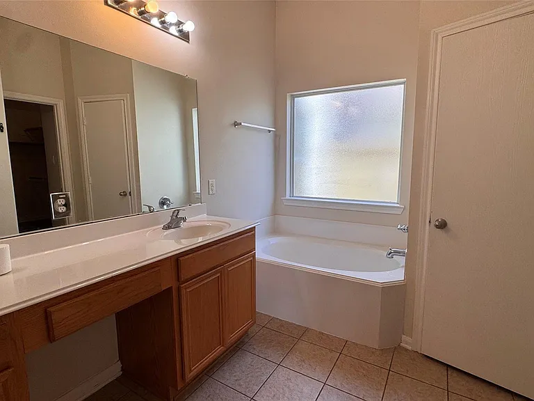 13002 Rose Landing Dr — Photo 13