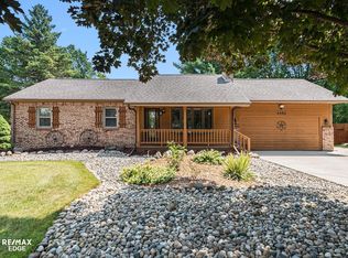 4492 N Irish Rd, Davison, MI 48423