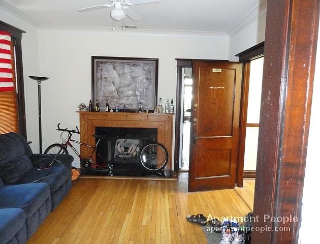1st image of 3757 N Sheffield Ave #2