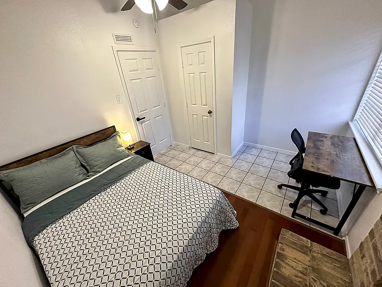 Brookwulf Dr — Photo 1