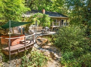 185 Mohrhardt Ridge Rd, Cazadero, CA 95421