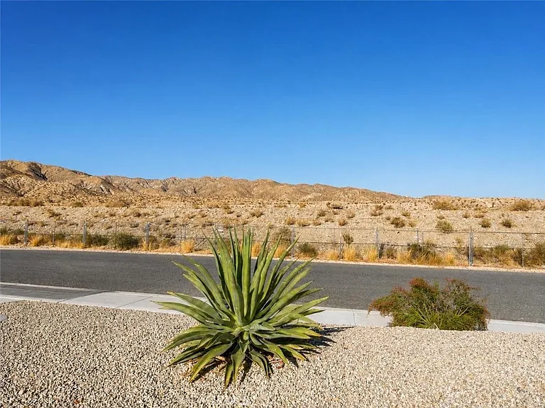 11495 Foxdale Dr — Photo 30
