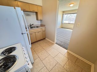 1228 Garfield St #10, Lincoln, NE 68502