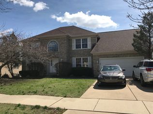 423 Millcreek Ln, Naperville, IL 60540