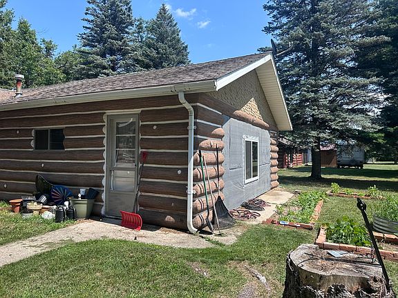 4th image of 1203 Lakeview Dr