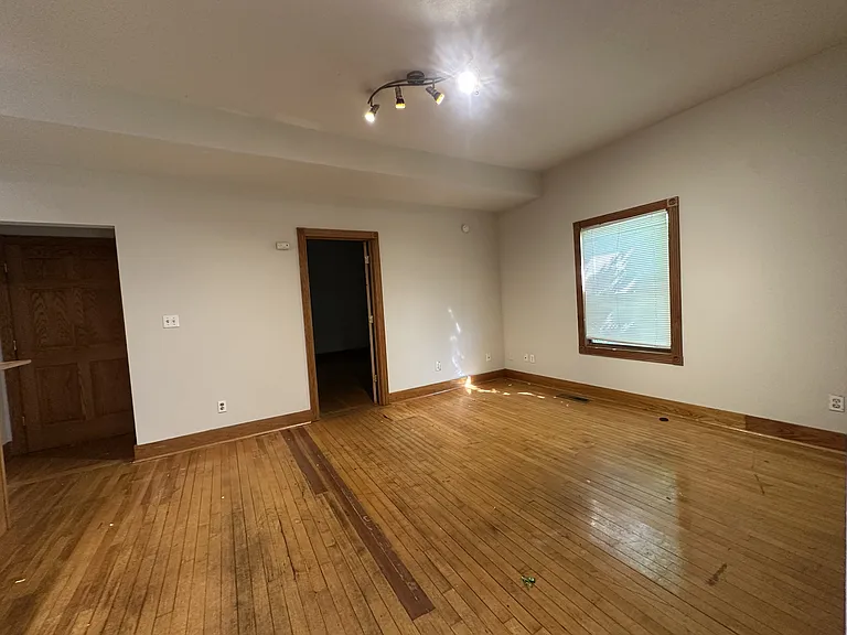 2916 Grand Ave S #1 — Photo 9