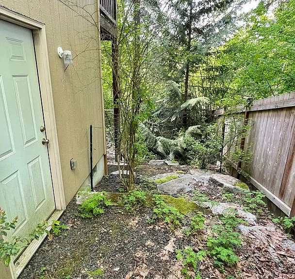 17535 Clear Lake Blvd SE — Photo 16