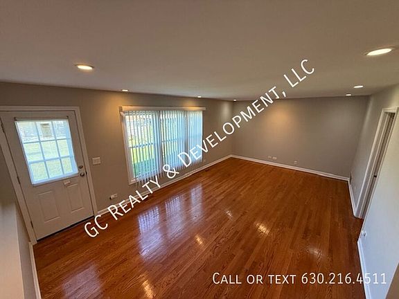 3rd image of 344 Boulder Dr