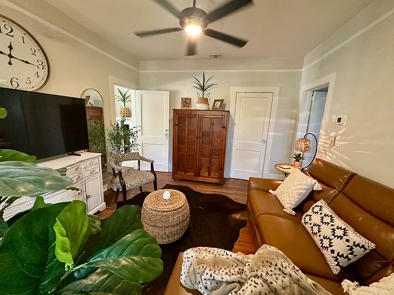 1282 Ingleside Ave — Photo 23