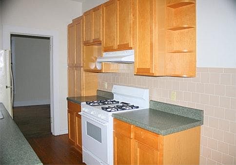 Right side of kitchen